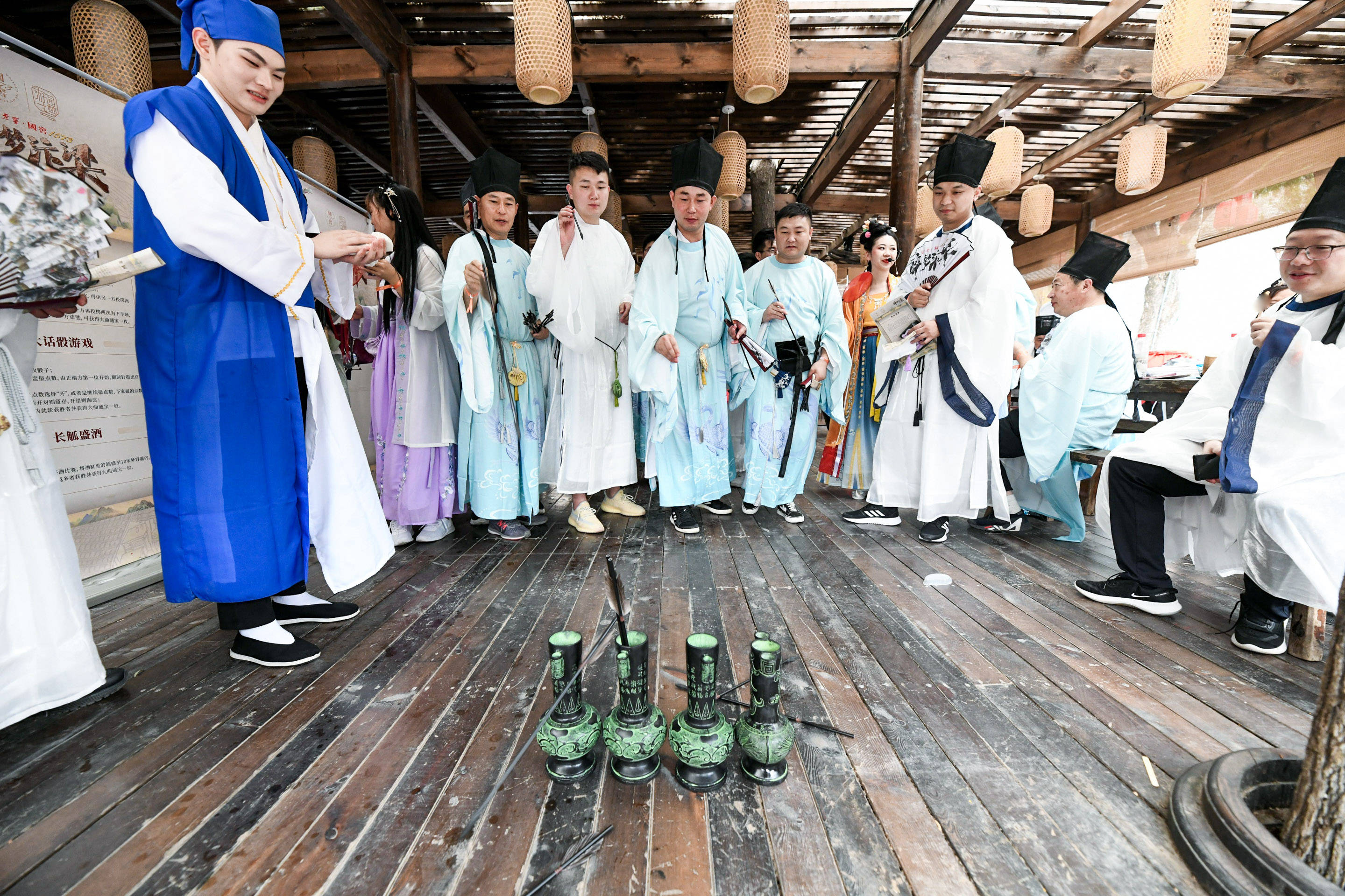 传统民族投壶比赛，传承古老文化的运动魅力的简单介绍