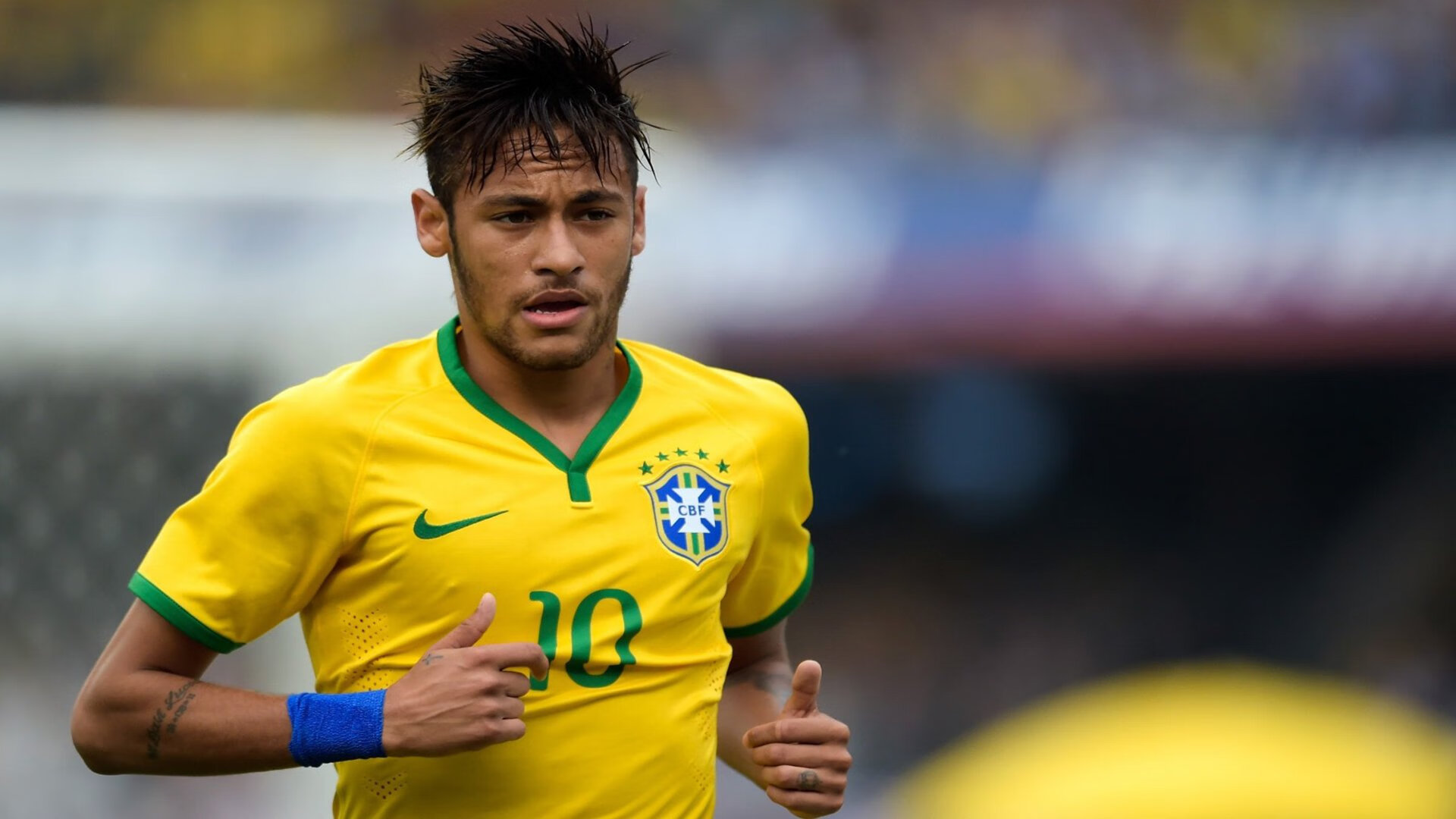 爱游戏app-特色足球场馆获多项国际安全环保认证，行业绿色发展，足球场设施