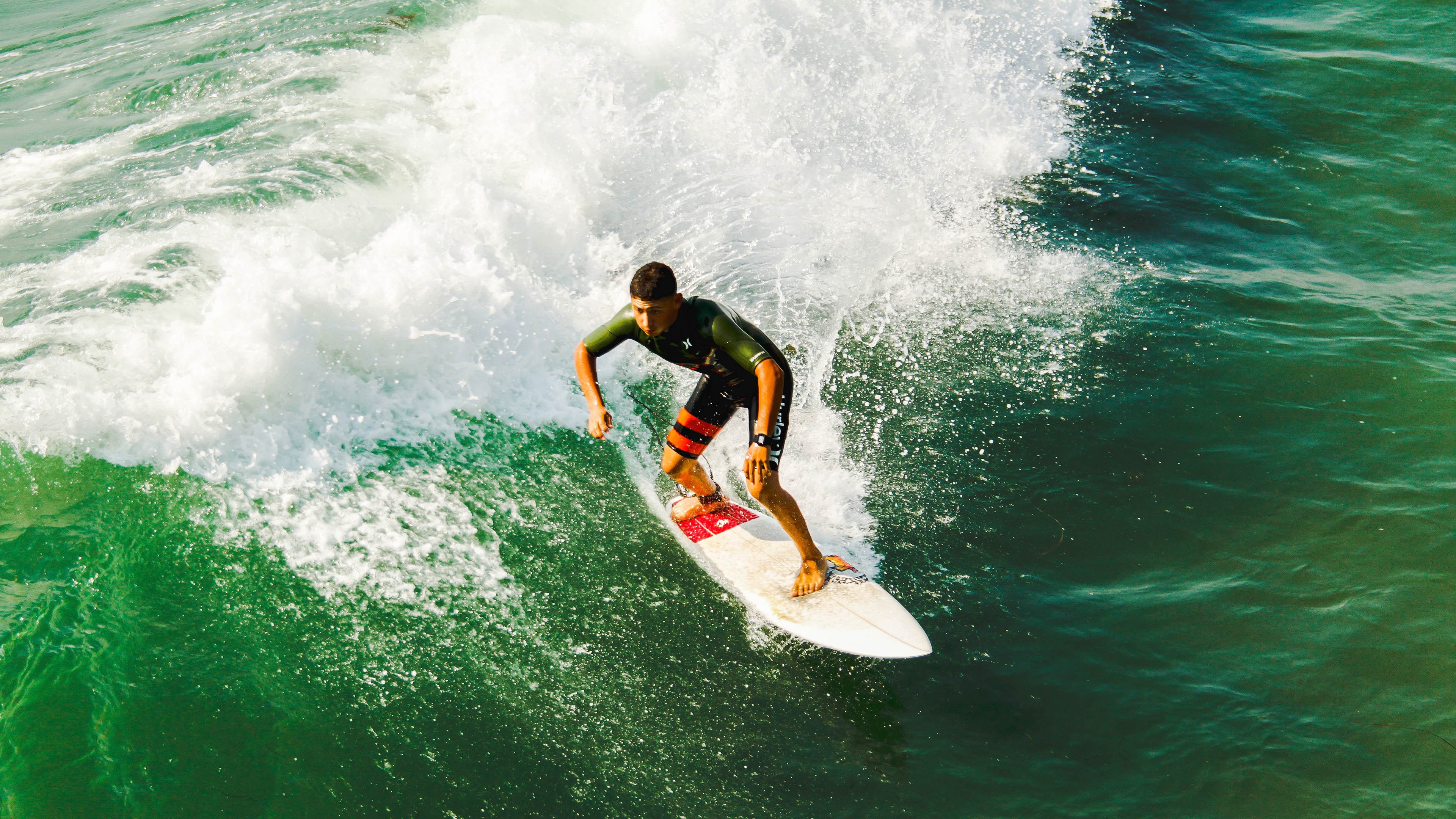 爱游戏 电竞-国足新援融入快，球队战斗力增强，国足新阵容