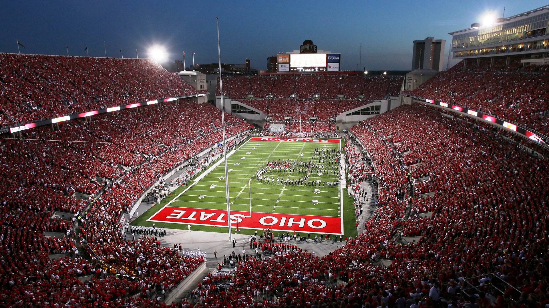 皇马在西班牙超级杯决赛中4-1战胜巴萨，夺得冠军，皇马vs西班牙人视频直播