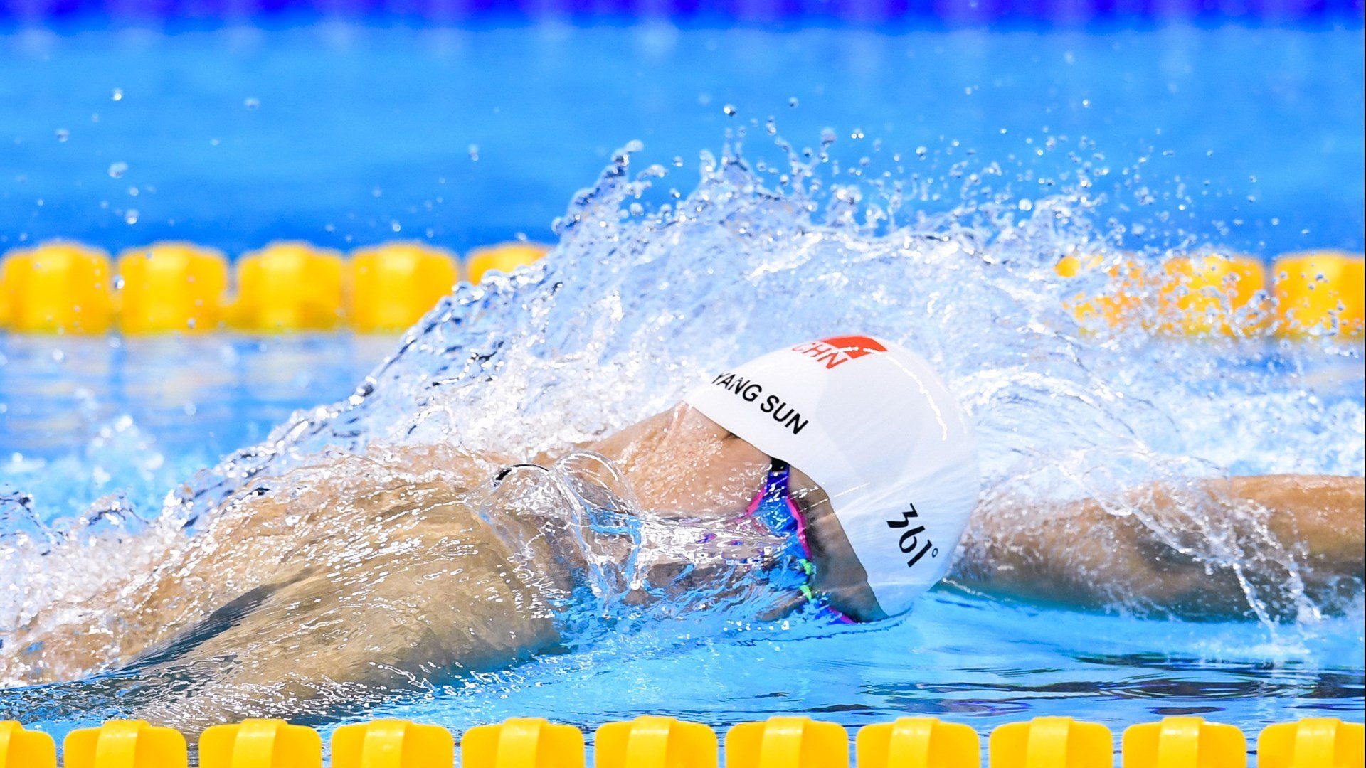 爱游戏体育APP下载-中国足球国家队引导球员参与战术方案制定，国足指导